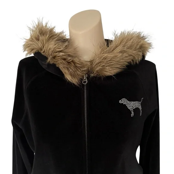 Victoria’s Secret Collegiate Collection I Love Bama Faux Fur Hoodie - Picture 4 of 14